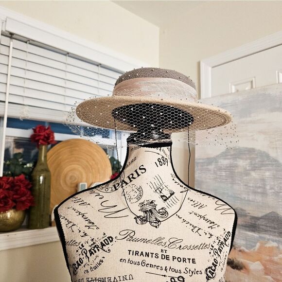 VTG 1920's Whittelts Jurte Tally Ho Mesh Dots Fascinator Wool Statement Hat. - Picture 5 of 16